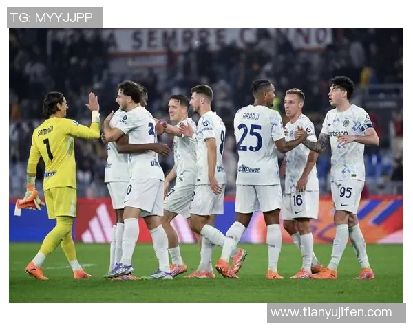 意甲联赛即将复赛，罗马与国际米兰将展开激烈争夺前四之战