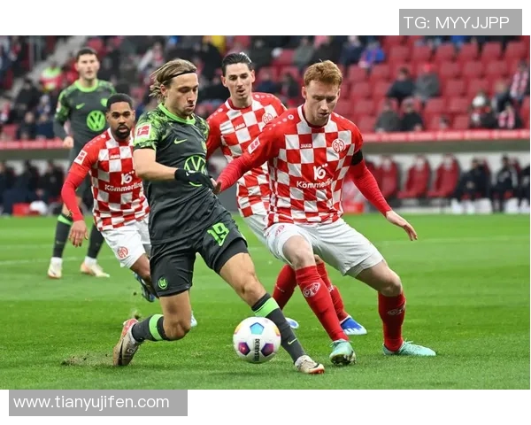 美因茨足球比赛直播精彩回顾及最终赛果分析