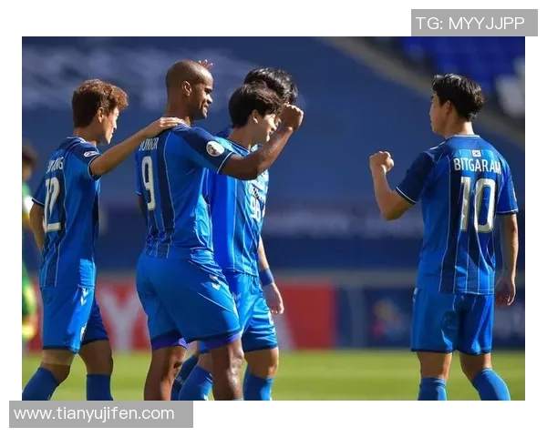 蔚山现代与杰志SC激战正酣谁能在亚冠赛场上书写辉煌篇章 蔚山现代与杰志SC激战正酣谁能在亚冠赛场上书写辉煌篇章